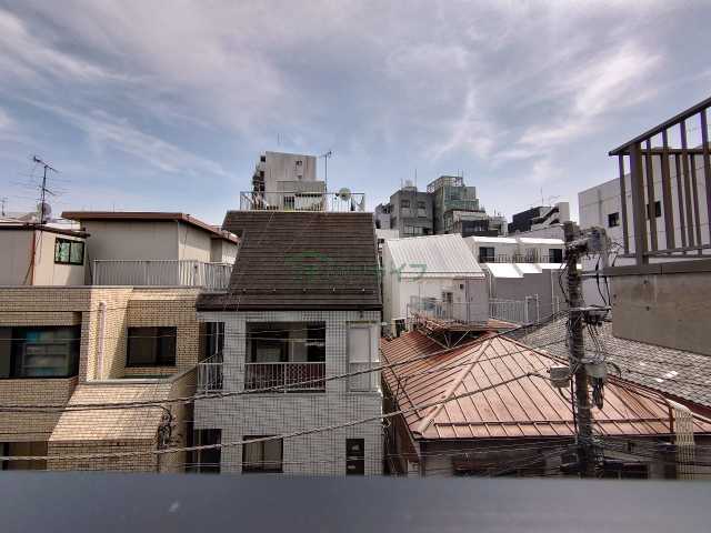 眺望　クレストコート新宿山吹　※同タイプの別部屋写真です