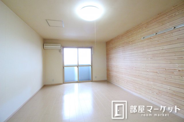 居室・リビング　同型タイプ