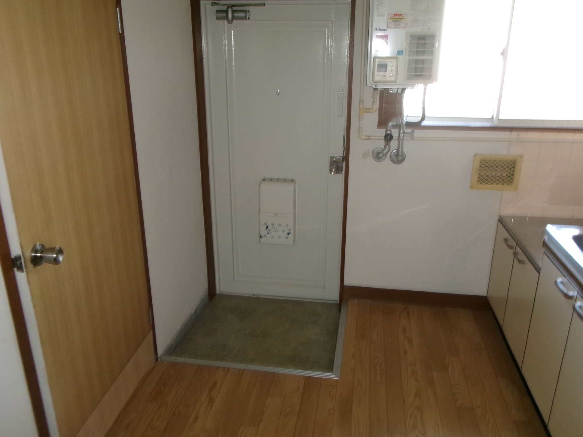 玄関　現状を優先させていただきます。