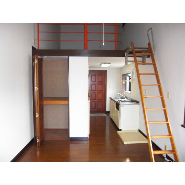 居室・リビング　ロフト付きのお部屋