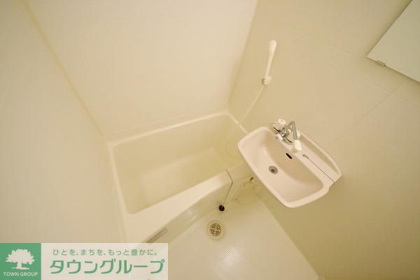 バス・シャワールーム　★浴室乾燥機付きバスルーム★