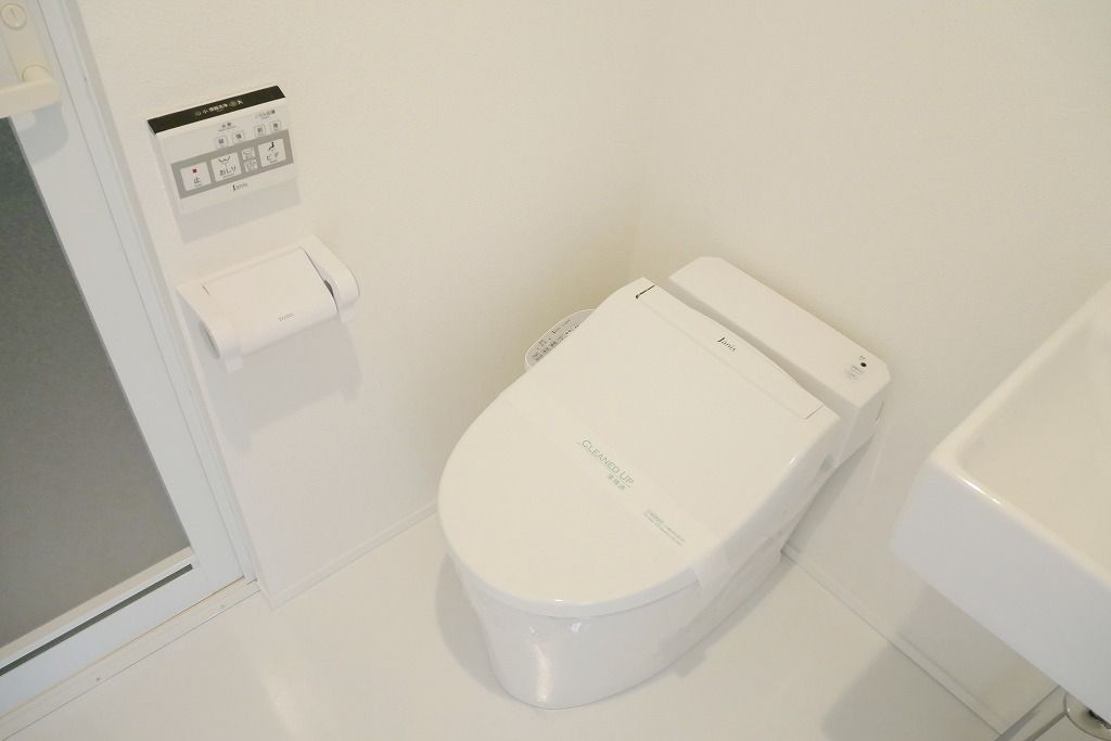 トイレ　別部屋参考写真