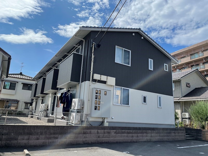 建物外観　逢谷内インターまでのアクセス良好