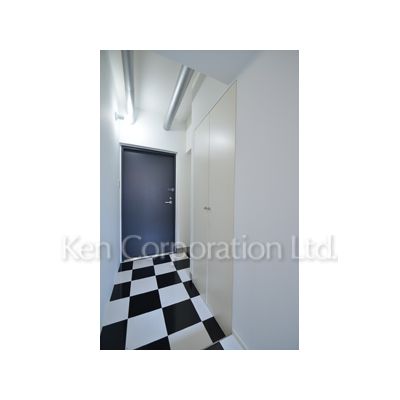 玄関　同タイプ2階のお部屋を撮影。仕様が異なることがあります。