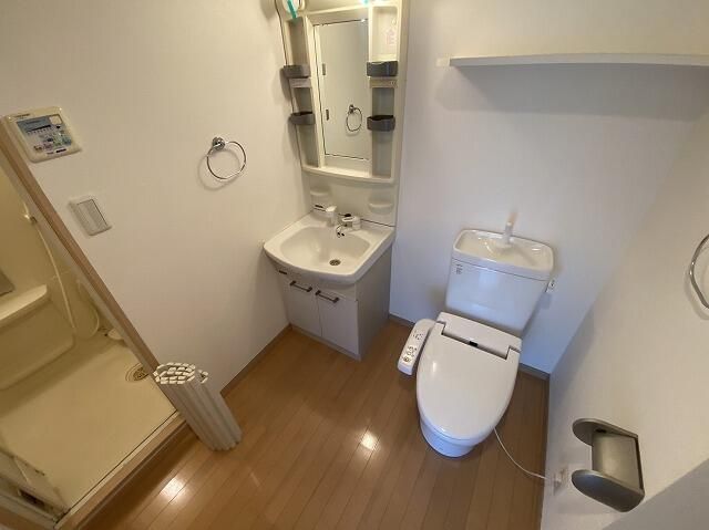 洗面設備　（別タイプ参考写真）レアシス西日暮里　荒川区東尾久6