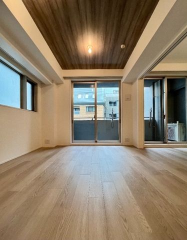 居室・リビング　内観1