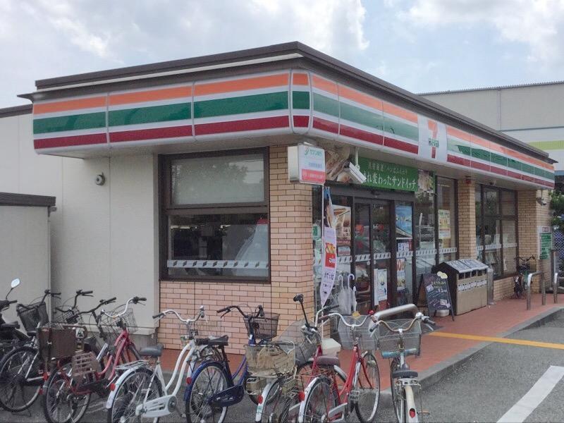 コンビニ　セブンイレブン 伊丹3丁目店（コンビニ）まで190m