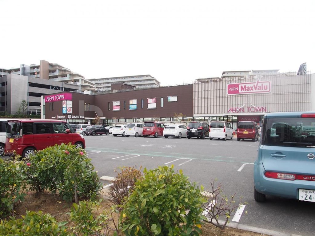 ショッピングセンター　イオンタウン新船橋（ショッピングセンター）まで480m