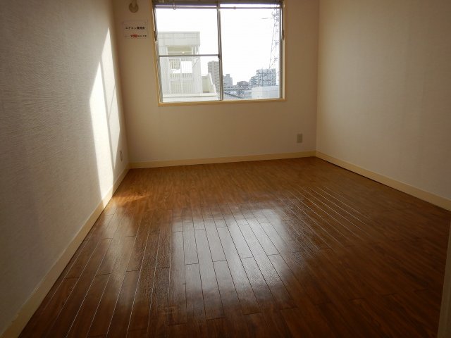 居室・リビング　※別号室参考写真