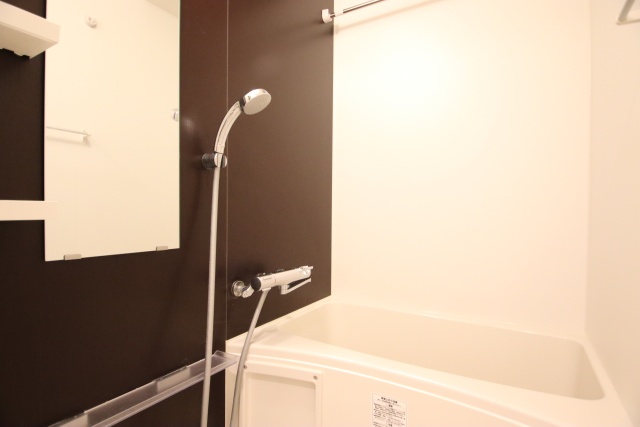 バス・シャワールーム　※別室の参考写真の為、現況優先です。