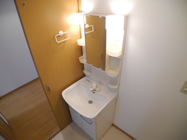 洗面設備　※室内画像は別部屋のもの