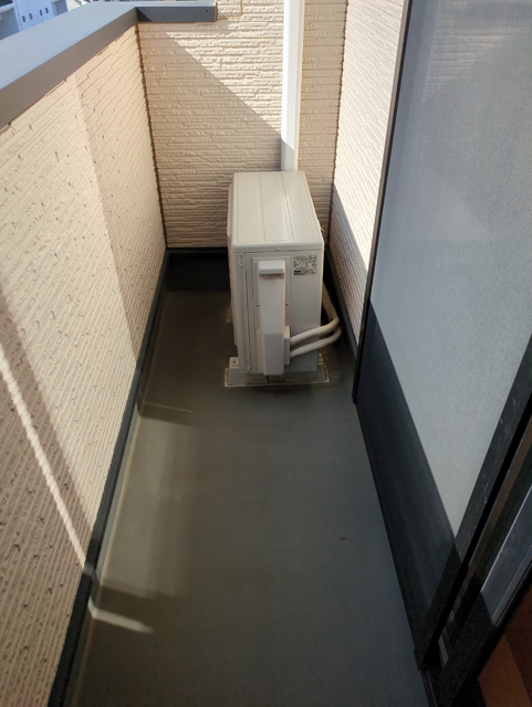 バルコニー　バルコニー