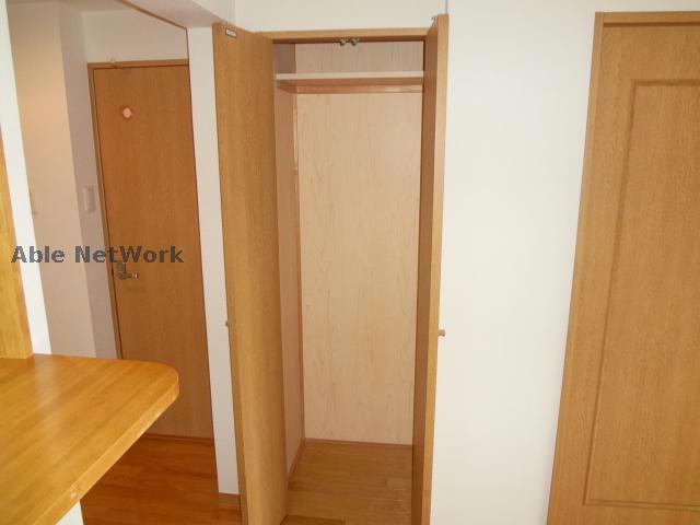 収納　同型モデル