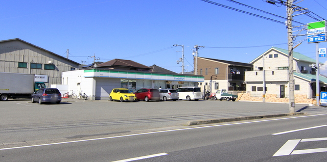 コンビニ　ファミリーマート清住店（コンビニ）まで583m