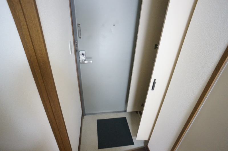 玄関　別号室