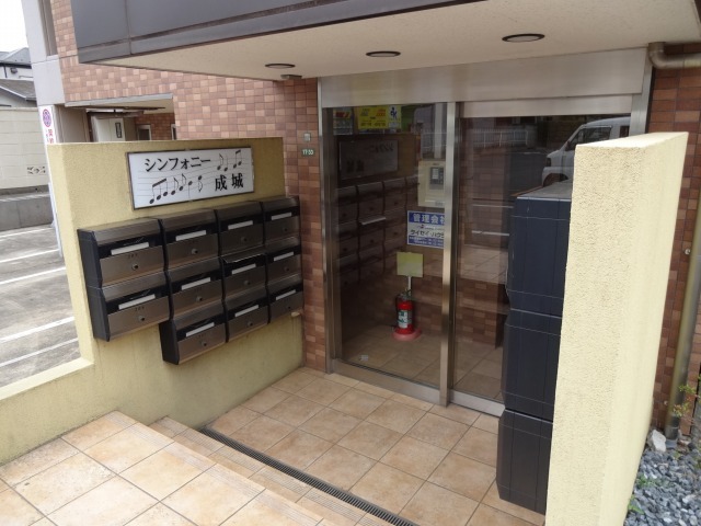 エントランス　エントランス