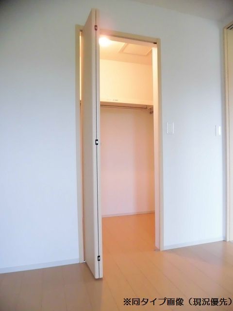 ローブ・ガナールB_内装_4