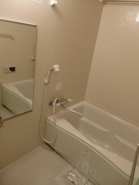 バス・シャワールーム　日々の疲れを癒すお風呂付です