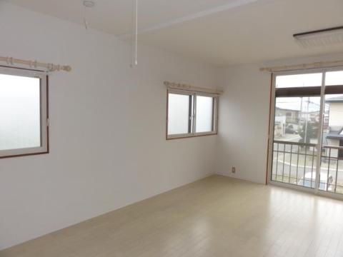 居室・リビング　室内