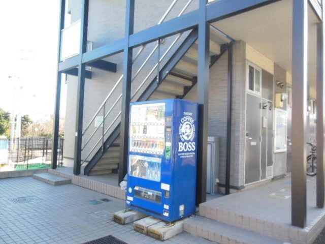 エントランス　★広々としたエントランスです★