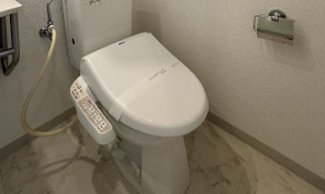 トイレ　※別部屋の参考写真です。