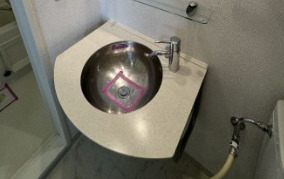 洗面設備　※別部屋の参考写真です。