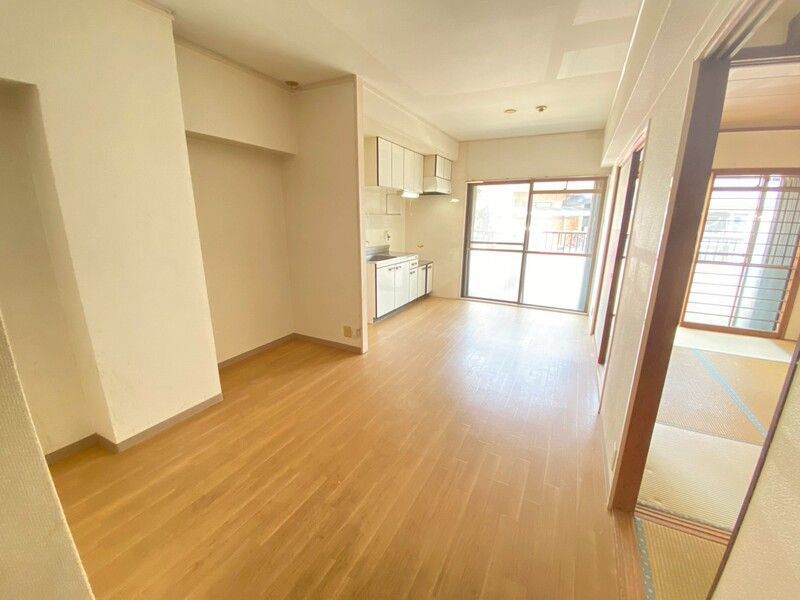 居室・リビング　※同タイプの写真となり、実際のお部屋とは異なる場合があります