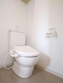 トイレ　☆温水洗浄便座付きのトイレ☆