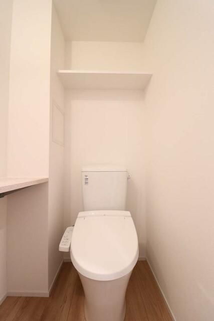 トイレ　別部屋参照