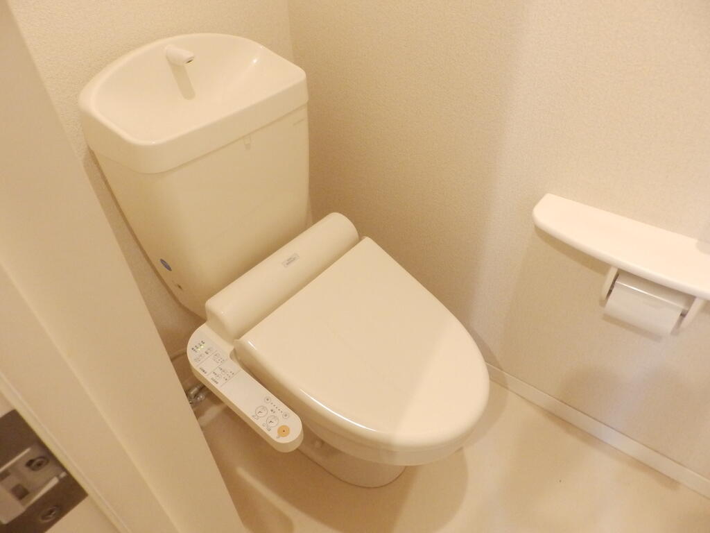 トイレ　ウォシュレット
