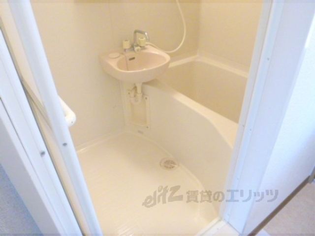 バス・シャワールーム　ユニットバス