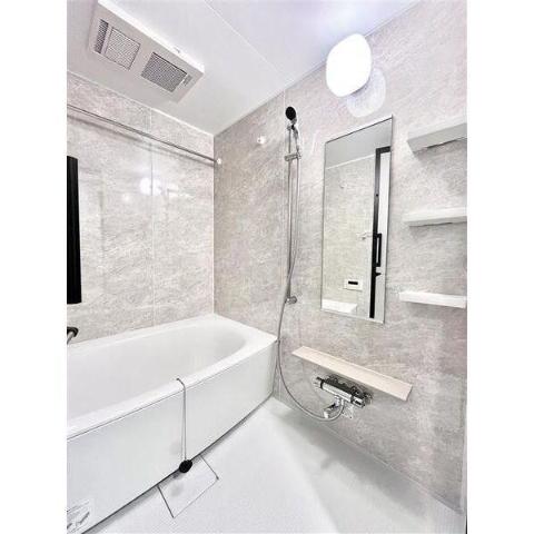 バス・シャワールーム　バス