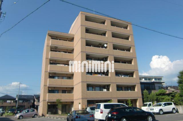 建物外観　重厚な外観