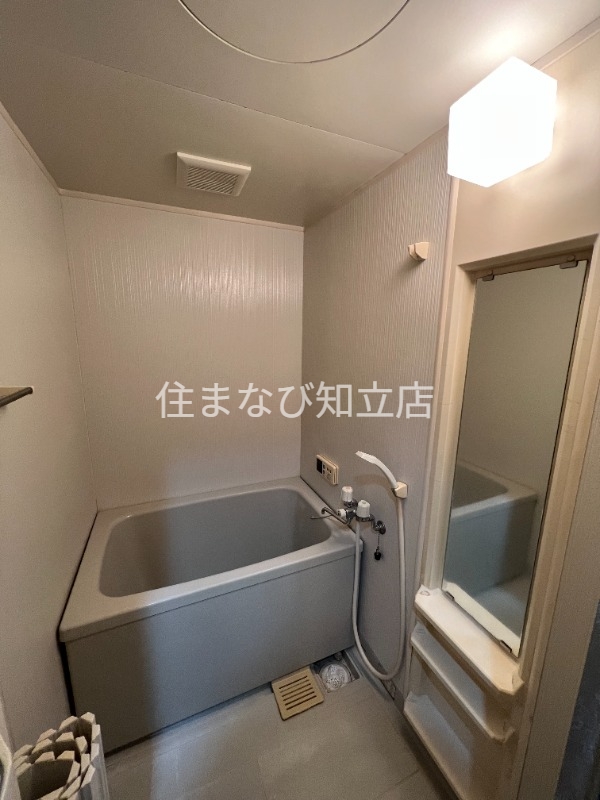 バス・シャワールーム　同型タイプ