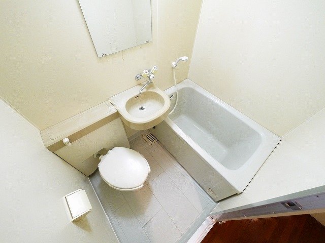 トイレ　清潔感のあるトイレです