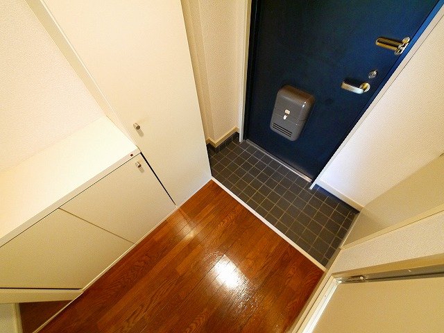 玄関　収納もある玄関です