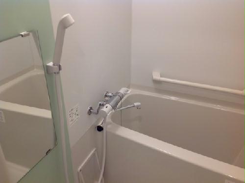 バス・シャワールーム　同タイプ写真