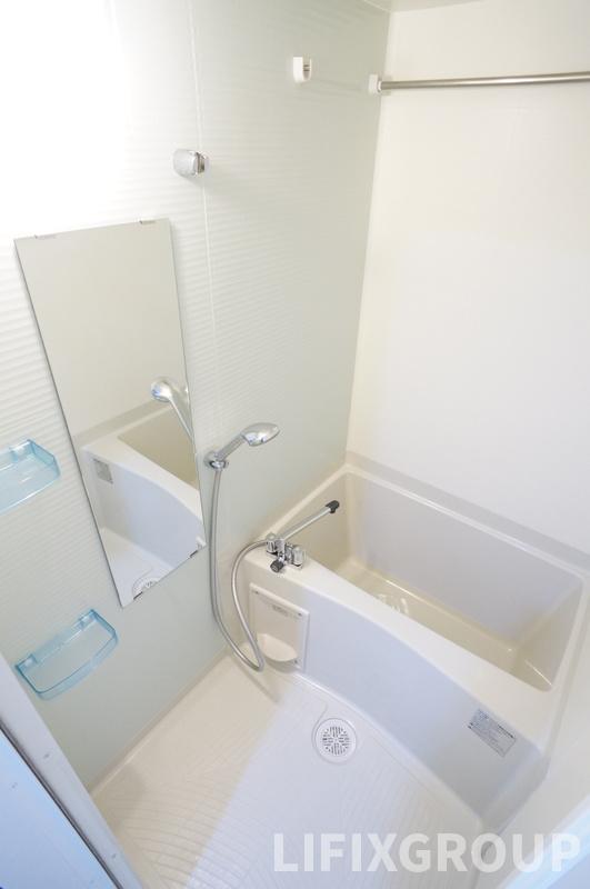 バス・シャワールーム　風呂