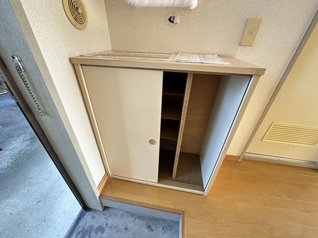 玄関　別部屋参考写真です