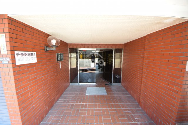 エントランス　ニューライフ赤坂　エントランス