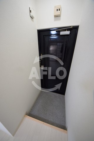 玄関　ニューライフ赤坂　玄関