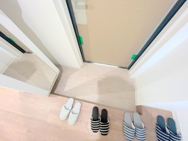 玄関　玄関が大きいと、とても解放感があります。