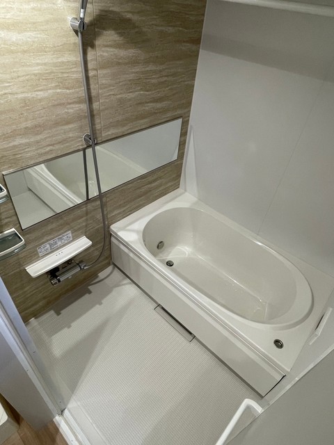 バス・シャワールーム　★追焚・暖房乾燥機付きバス★