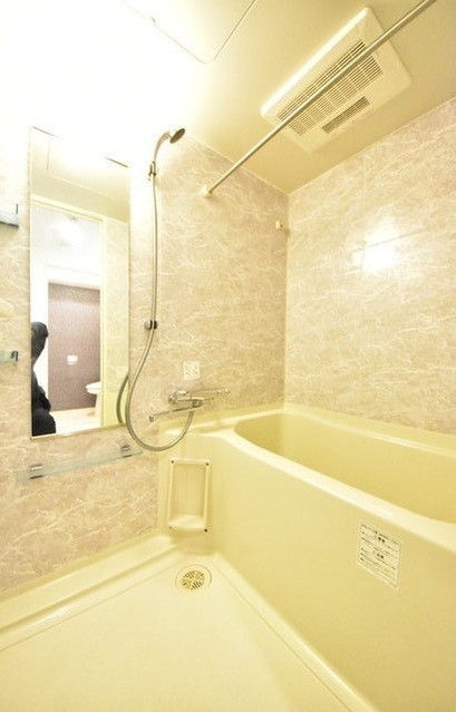 バス・シャワールーム　風呂