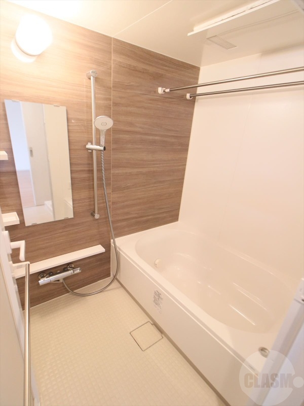 バス・シャワールーム　バスルーム