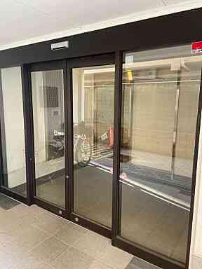 エントランス　★しっかりしたエントランス★