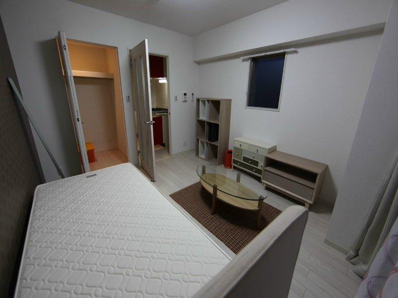 居室・リビング　洋室7.7帖　ウォークインクローゼット付（収納充実してます）