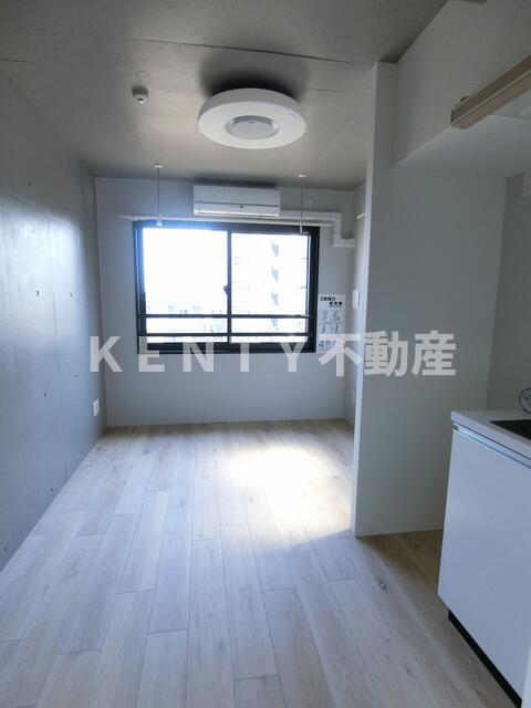 居室・リビング　ゆったりとした居間です