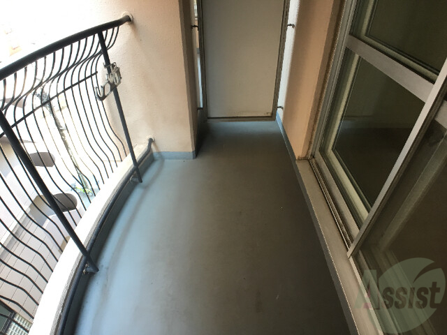 バルコニー　バルコニーです。雪が降らない時期は外干しできますね♪