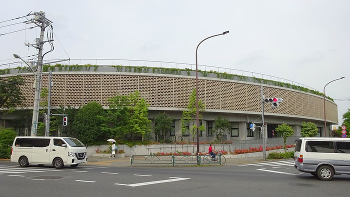 図書館　小金井市立図書館（図書館）まで600m